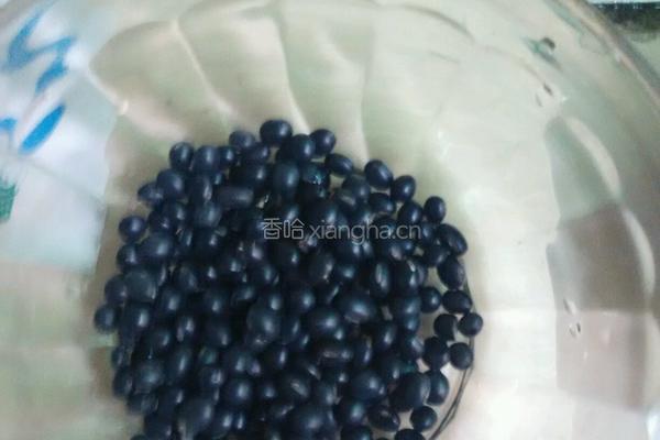 银耳黑豆糖水的做法图解4