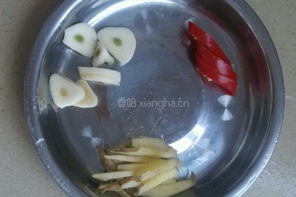 双菇炒肉的做法图解4
