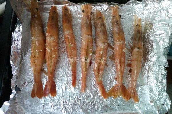 蒜蓉烤阿根廷红虾的做法图解1