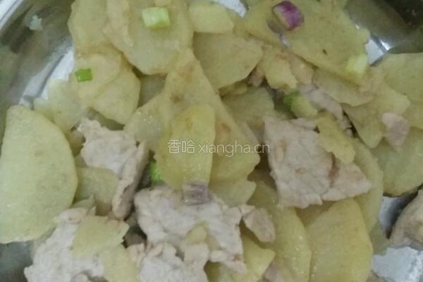 油焖土豆炒肉片的做法图解5