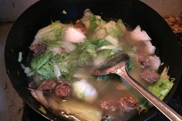 白菜炖酥肉的做法图解6