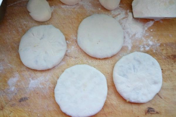大白菜韭菜馅饼的做法图解12