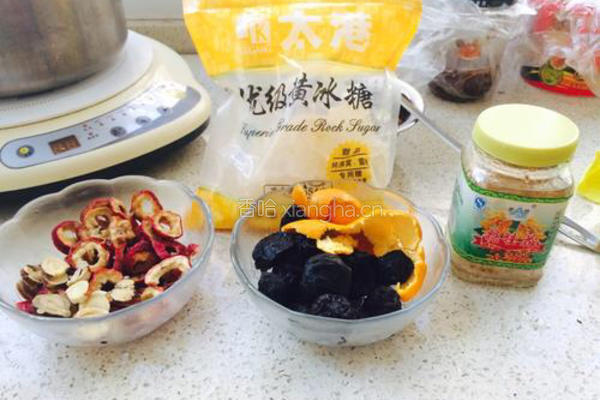 老北京桂花酸梅汤的做法图解1