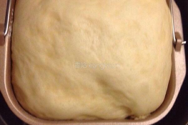 豆沙面包卷的做法图解7