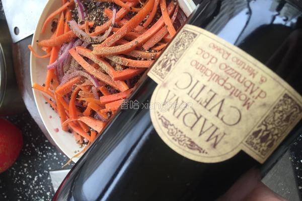红酒牛排配味增汁蔬菜的做法图解3