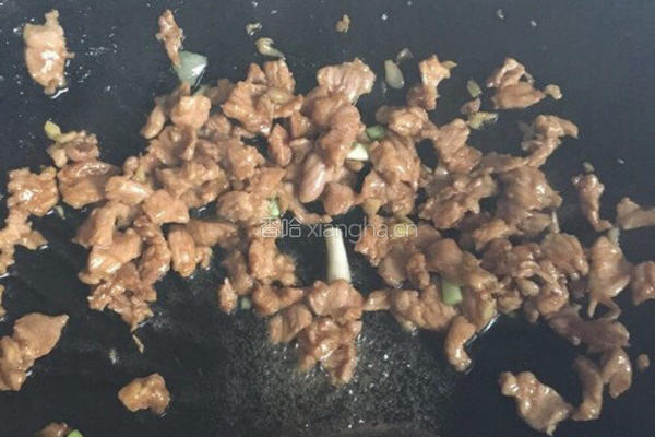 青椒炒肉的做法图解5