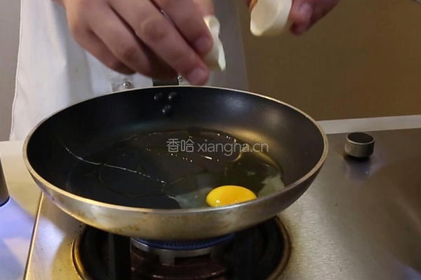 尖椒荷包蛋的做法图解3