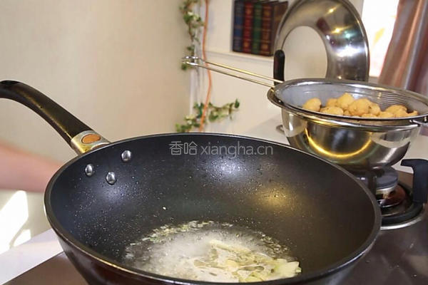 焦溜豆腐丸子的做法图解7