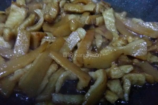 糖醋肉皮的做法图解3