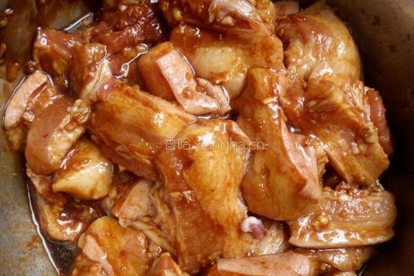 花腩肉炆笋干的做法图解4