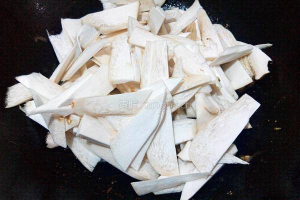 杏鲍菇炒肉丝的做法图解9