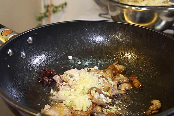 肉片鲜茄炖豆腐的做法图解7