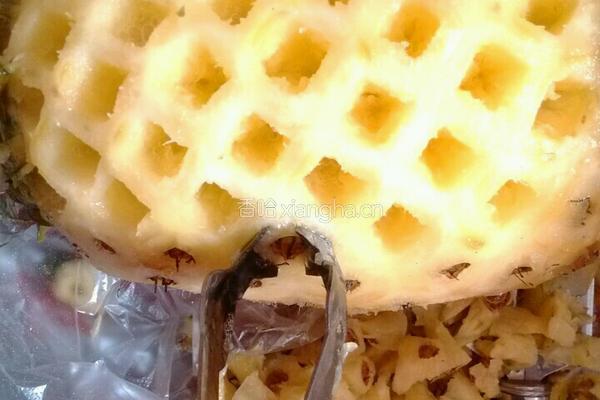 蜜汁菠萝的做法图解3