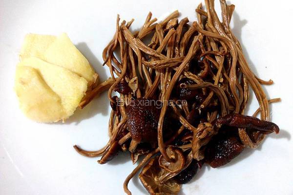茶树菇老鸭汤的做法图解4