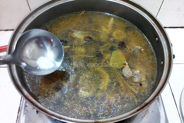 茶树菇老鸭汤的做法图解7