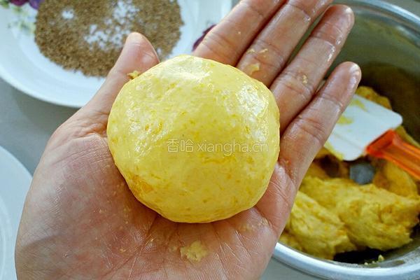 炼乳香甜南瓜饼的做法图解6