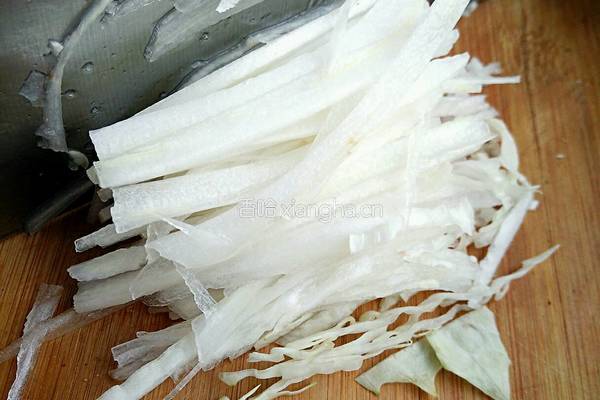 爽口白菜凉菜的做法图解2