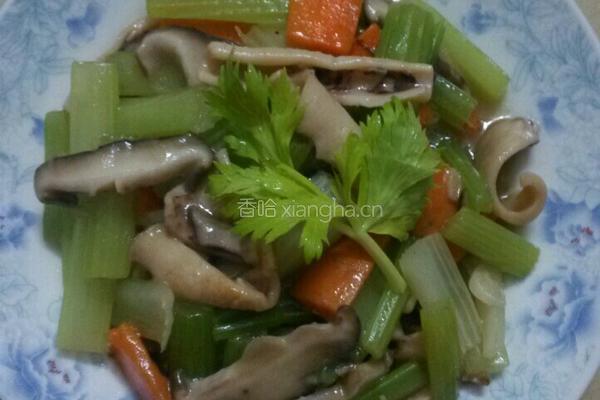 芹菜炒鱿鱼的做法图解13