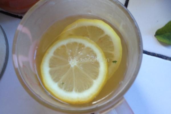 蜂蜜柠檬茶的做法图解3