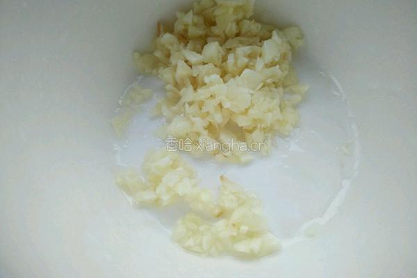 油麦菜烧香菇的做法图解6