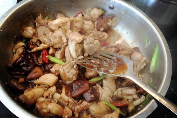 香菇蚝油焖鸡肉的做法图解9