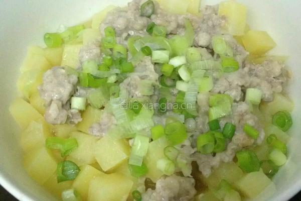 土豆蒸肉碎的做法图解3