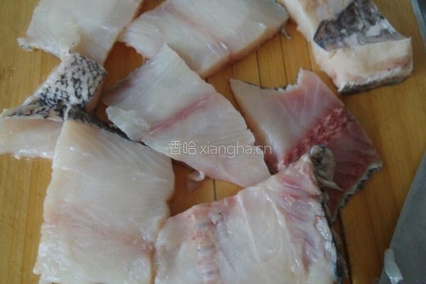 红烧鱼段的做法图解1