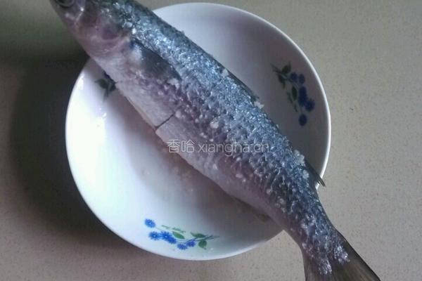 蕃茄煮乌鱼的做法图解1