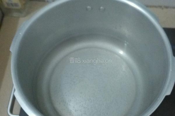 水煮甜汤圆的做法图解1