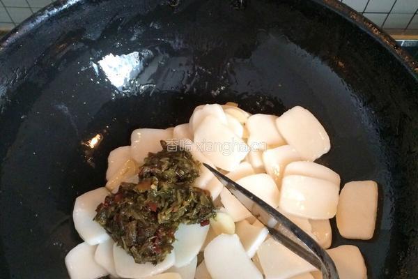 〖 雪菜肉丝炒年糕 〗的做法图解5