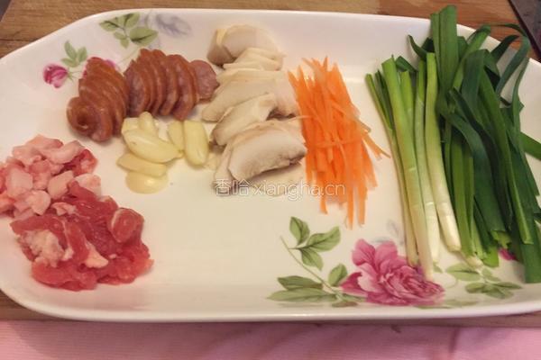 爽口豆芽的做法图解2