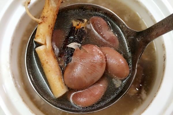五指毛桃荷包豆猪骨的做法图解4