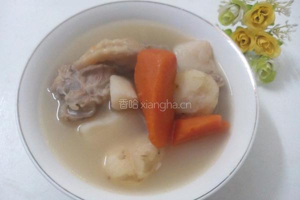 淮山红萝卜马蹄煲鸡脚猪骨汤的做法图解8