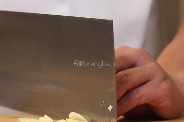 香菇炒油菜的做法图解3