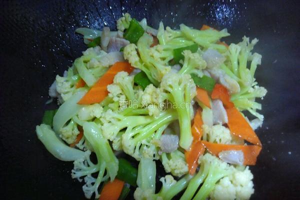 花菜炒咸肉的做法图解7