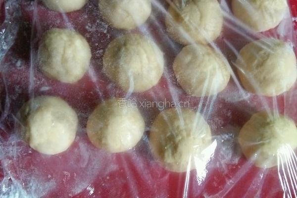 奶香小面包的做法图解4
