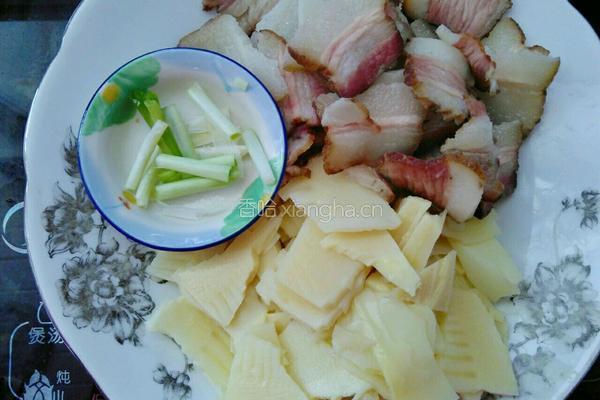 冬笋炒腊肉的做法图解4