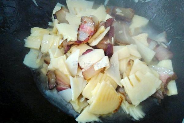 春笋炒腊肉的做法图解14