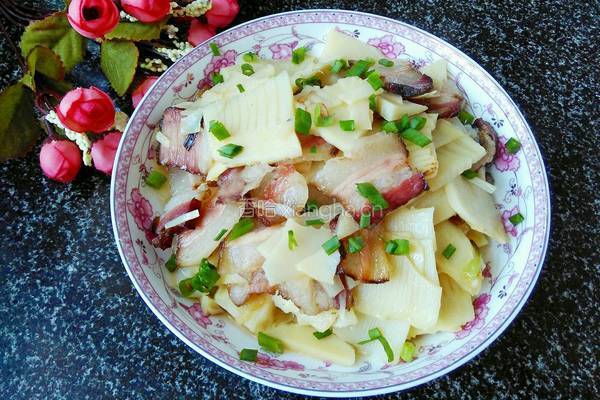 冬笋炒腊肉的做法图解19