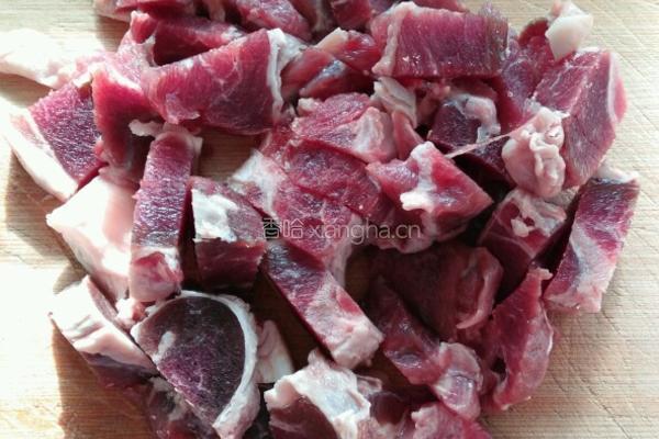羊肉抓饭的做法图解1