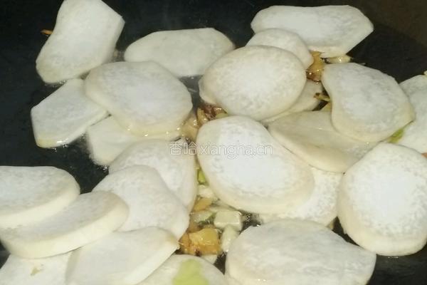 杏鲍菇炒西兰花的做法图解7