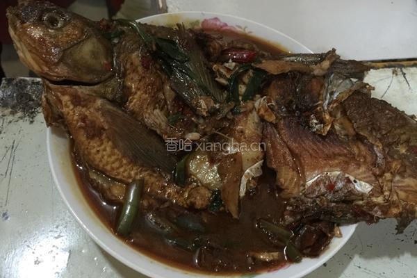红烧鳊鱼的做法图解10