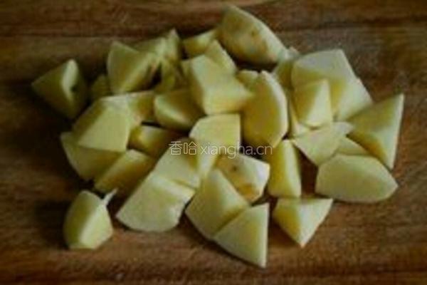 脊骨炖土豆的做法图解2