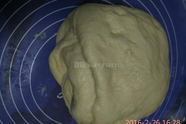 芝麻花生馅菠萝包的做法图解5