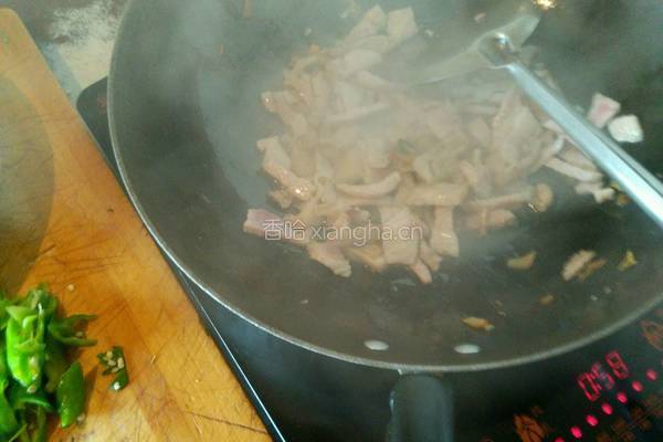 香菇木耳肉的做法图解3