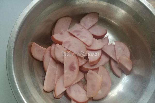 粉丝白菜烩火腿的做法图解1