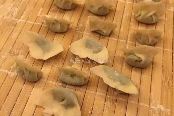 鳕鱼，菠菜，胡萝卜，土豆，虾皮，海苔，面粉的做法图解4