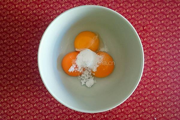 提子奶油蛋糕卷的做法图解3
