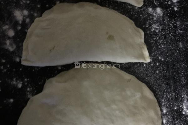 韭菜盒子的做法图解13