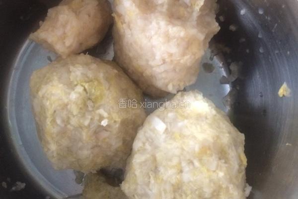 酸菜饺子的做法图解1